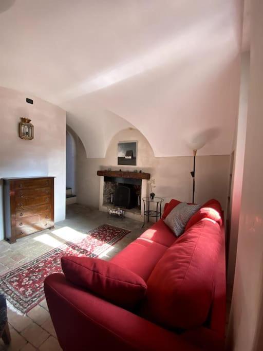 Iconic Italian Townhouse W Rooftop Terrace & Mountain View, Pigna Eksteriør billede